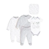 Ropita de Primer Día y Semanarios 